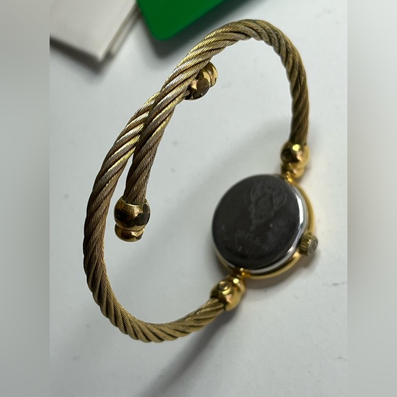 Gucci Rope Bangle Sherry Line Watch 2047. 1L - Picture 13 of 15